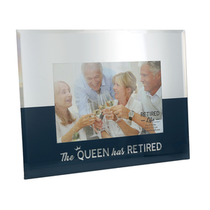 The Queen by Retired Life - 9" x 7" Mirrored Glass Frame
(Holds 6" x 4")