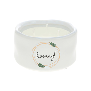 Hooray! by Love Grows - 8 oz - 100% Soy Wax Reveal Candle
Scent: Tranquility