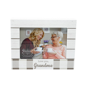 Grandma by Farmhouse Family - 9" x 7.25" Frame
(Holds 7" x 5" Photo)